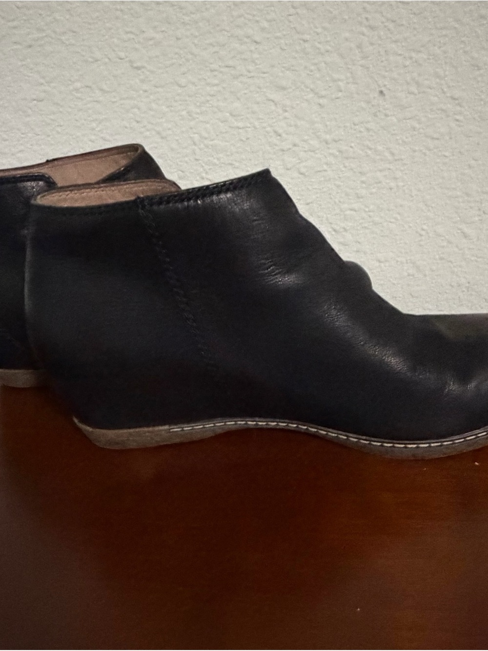 Dansko Black Leather Men’s Chukka Boots